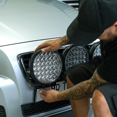 Extraljuspaket 480W (3x LED 9" extraljus + Hållare + Reläsats)