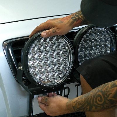 Extraljuspaket 480W (3x LED 9" extraljus + Hållare + Reläsats)