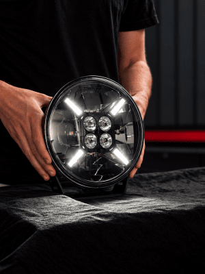 Extraljuspaket Komplett 360W LED Black Edition 9" (med vit / orange positionsljus) (3x LED 9" 120W Extraljus + Hållare + Reläsat