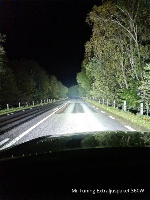 Extraljuspaket 360W (3x LED 9" extraljus + Hållare + Reläsats)