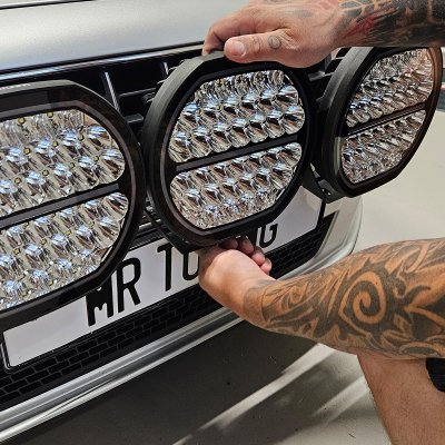 Extraljuspaket Mr Tuning Glow 510W (3x LED 9" Extraljus + hållare + reläsats)