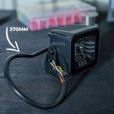 LED Arbetslampa 12V/24V E-märkt med Vitt/Rött Positionsljus för Lastbil, Släp & Arbetsfordon
