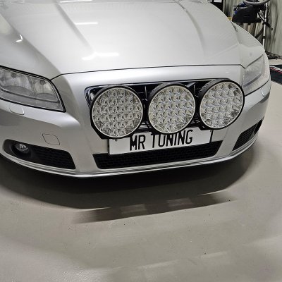 Extraljuspaket Mr Tuning Luminar 480W (3x LED 9" Extraljus + hållare + reläsats)