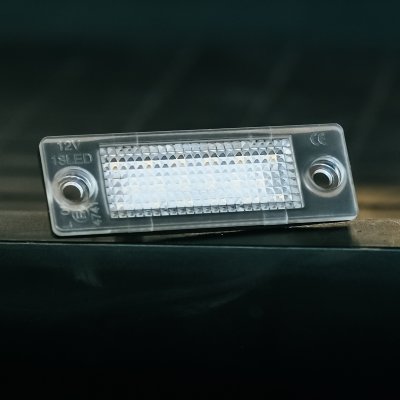 Nummerskyltsbelysning VW Transporter T5 (2003-2009)