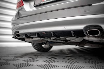 Bakre diffusor blanksvart Volvo V70 fas2 (2008-2013)